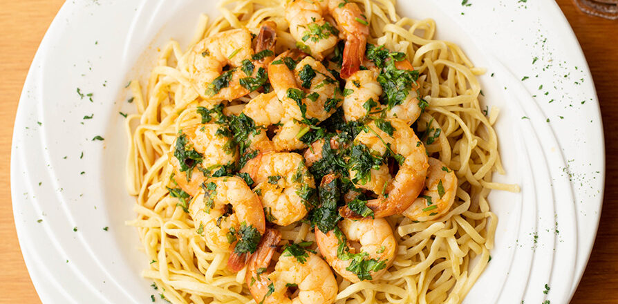 Tallarines con camarones al pil pil